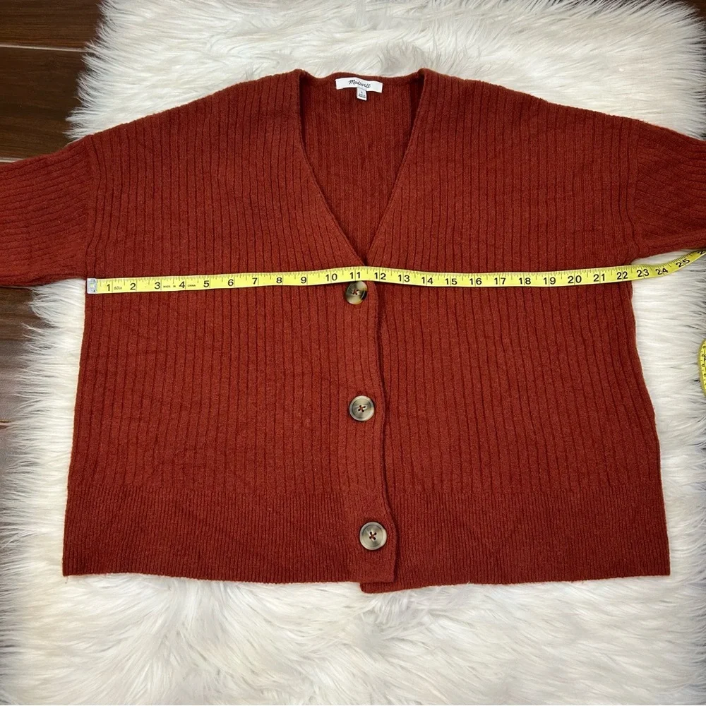 Madewell Rust Brown Ribbed V-Neck Button Cardigan